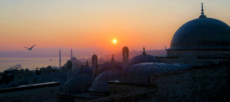 What Is Islamic Finance? A Simple Introduction for Beginners